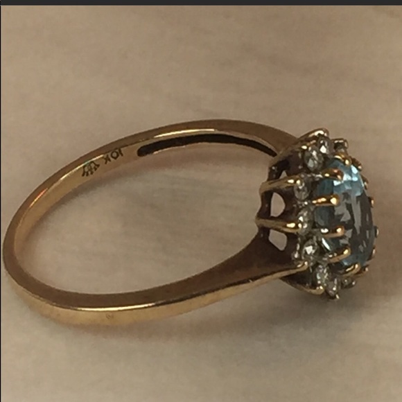 *Preloved Solid 10K Blue Topaz Diamond Ring - Picture 3 of 3